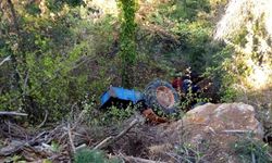 Aydın Bozdoğan'da Traktör Faciası: Sürücü Mehmet Sayın Şarampolde Can Verdi