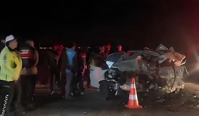 Niğde’de yürek yakan kaza: 3 kişi hayatını kaybetti, 6 yaralı hastanede yaşam mücadelesi veriyor