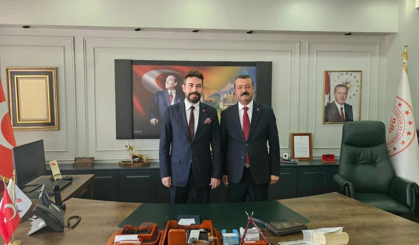 Ökkeş Aksoy, İl Kültür ve Turizm Müdürlüğü Protokolüyle Yarbaşı’na Üç Bölümlü Mobil Kütüphane Kazandırdı