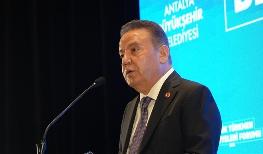 Son Dakika! Muhittin Böcek Gece Yarısı Hastaneye Götürüldü – Avukatlarından Kritik Açıklama