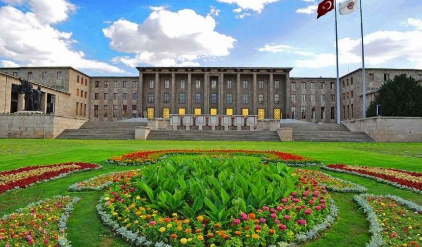 TBMM’de Stajyer Öğrenciye Yönelik Taciz İddiası Yargıya Taşındı, 3 Şüpheli Tutuklanarak Cezaevine Gönderildi